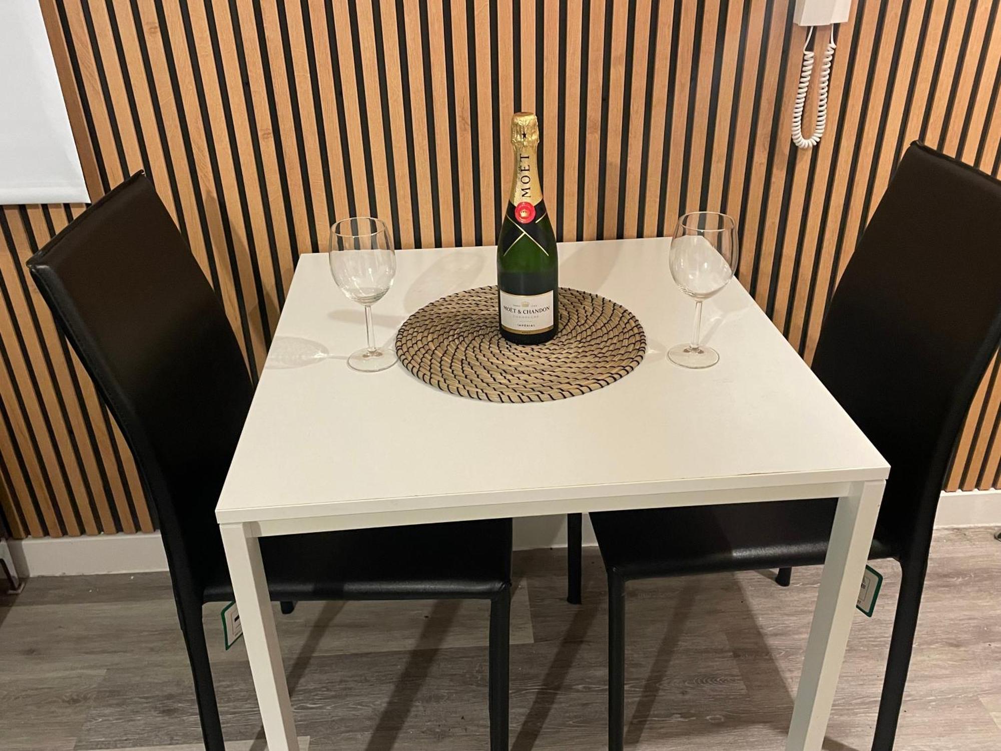 L1 Luxury Living Apartment ลิเวอร์พูล ภายนอก รูปภาพ